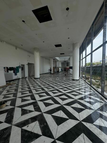 Hotel / Resort untuk Dijual di Taman Kota Syahbandar (Melaka City) - Azie Nordin - Lobby - PropertyGuru.com.my