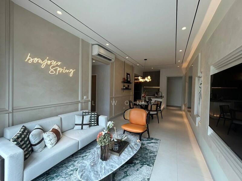 Servis Apartment untuk Dijual di Stellaris @ Riana Dutamas - TL Wong - Living Room - PropertyGuru.com.my