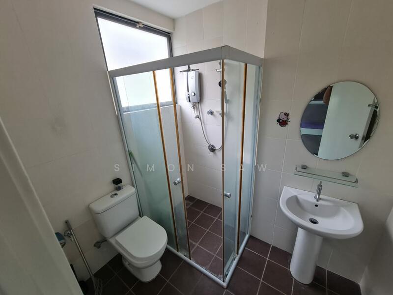 Rumah Teres 3 Tingkat untuk Dijual di Bandar Bayan Bahru (Bayan Lepas) - Simon Saw - Bathroom - PropertyGuru.com.my
