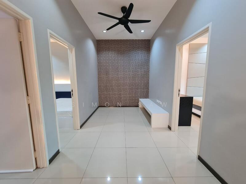 Rumah Teres 3 Tingkat untuk Dijual di Bandar Bayan Bahru (Bayan Lepas) - Simon Saw - Corridor - PropertyGuru.com.my