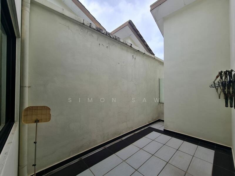 Rumah Teres 3 Tingkat untuk Dijual di Bandar Bayan Bahru (Bayan Lepas) - Simon Saw - Balcony - PropertyGuru.com.my