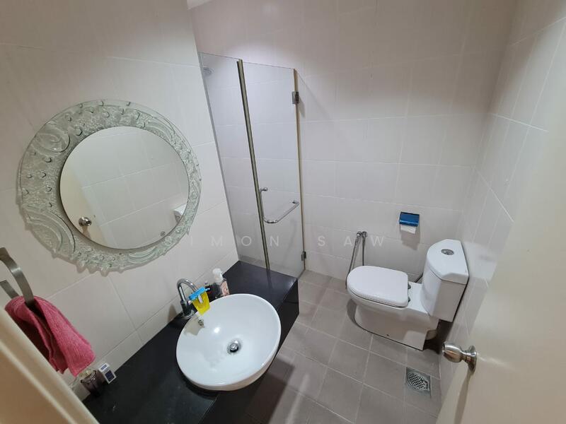 Rumah Teres 3 Tingkat untuk Dijual di Bandar Bayan Bahru (Bayan Lepas) - Simon Saw - Bathroom - PropertyGuru.com.my