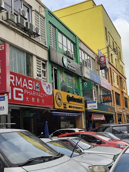 For Rent - Facing Road Grd Flr Permaisuri