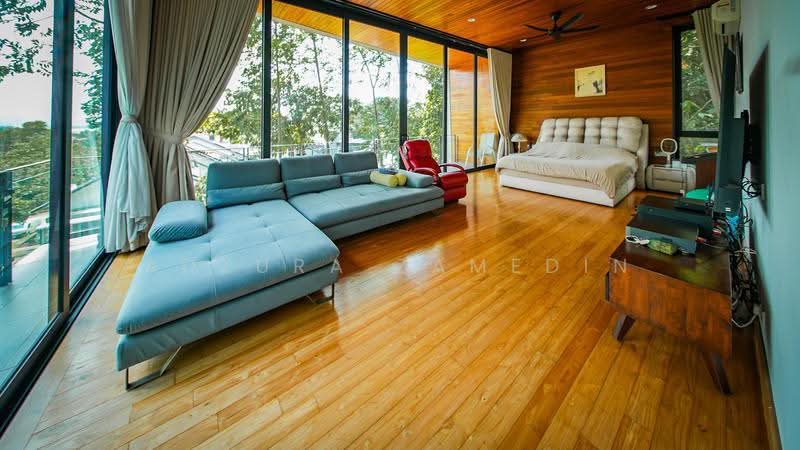 Bungalow House untuk Dijual di Kayangan Heights (Shah Alam) - Adzura Zamedin - Living Room - PropertyGuru.com.my