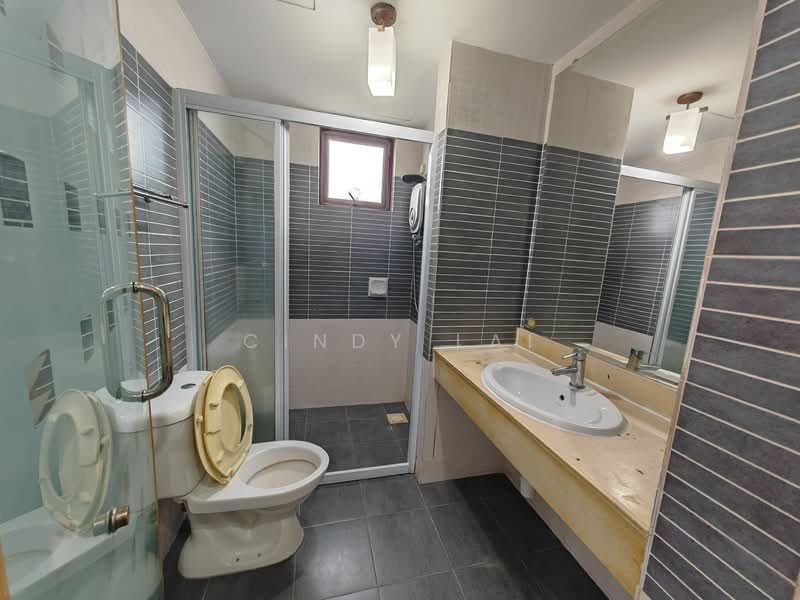 Condominium for Rent at Savanna Condominium - Cindy Lai - Bathroom - PropertyGuru.com.my