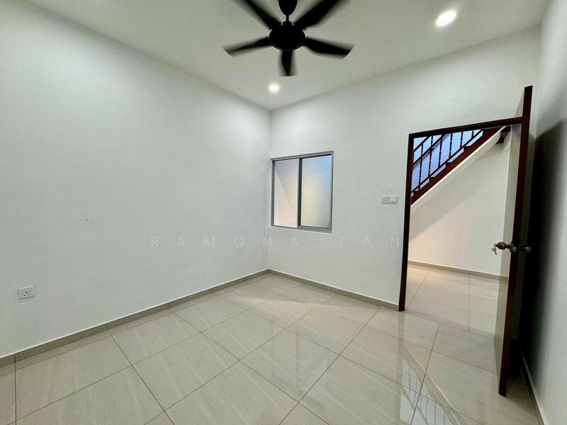 For Sale - Taman Kerjasama