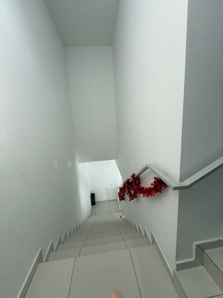 2-storey Terraced House for Sale in Taman Mount Austin (Tebrau) - Sally Tuo - Corridor - PropertyGuru.com.my