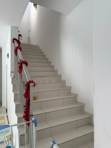 2-storey Terraced House for Sale in Taman Mount Austin (Tebrau) - Sally Tuo - Corridor - PropertyGuru.com.my