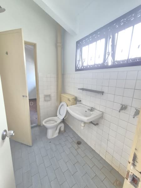 Rumah Teres 2-Tingkat untuk Dijual di Bangsar (Kuala Lumpur) - Debbie Lam - Bathroom - PropertyGuru.com.my