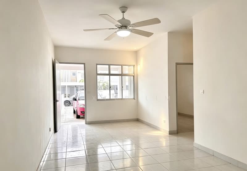 Townhouse for Sale in Dengkil (Selangor) - Baxter Lim - Living Room - PropertyGuru.com.my