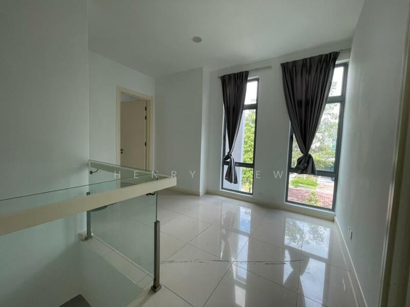 2-storey Terraced House for Sale in Setia Eco Glades (Cyberjaya) - Henry Liew - Corridor - PropertyGuru.com.my