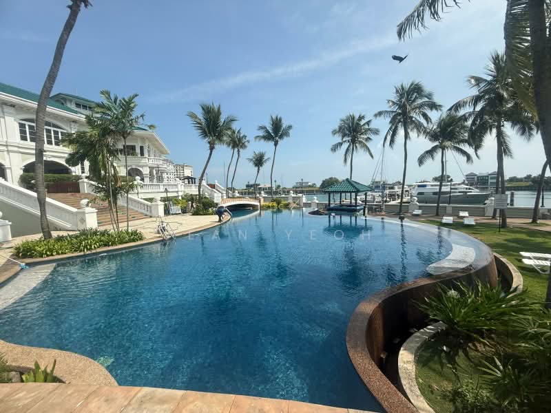 Kondominium untuk Dijual di Avillion Admiral Cove - Jean Yeoh - Swimming pool - PropertyGuru.com.my