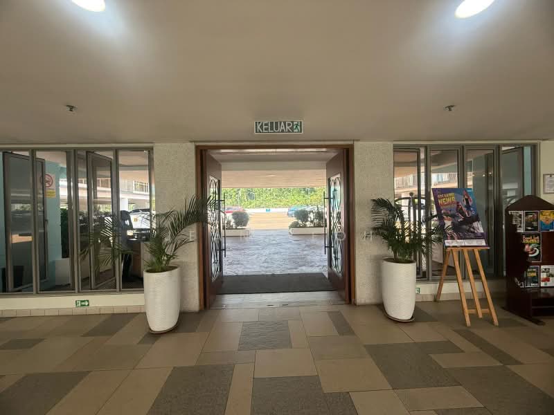 Kondominium untuk Dijual di Avillion Admiral Cove - Jean Yeoh - Entrance - PropertyGuru.com.my