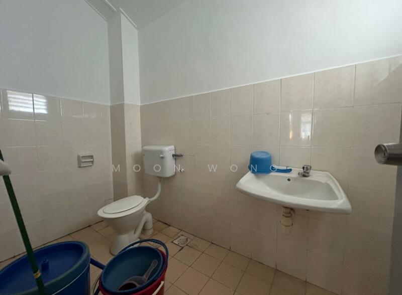 2-storey Terraced House for Sale in Bandar Mahkota Cheras (Cheras) - Moon Wong - Bathroom - PropertyGuru.com.my