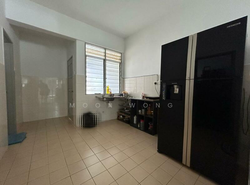 2-storey Terraced House for Sale in Bandar Mahkota Cheras (Cheras) - Moon Wong - Kitchen - PropertyGuru.com.my