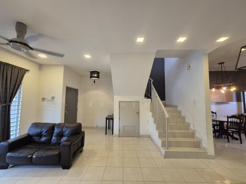 2-storey Terraced House for Rent in Hill Park (Semenyih) - KK HEW - Living Room - PropertyGuru.com.my