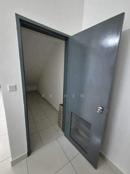 2-storey Terraced House for Rent in Beranang (Selangor) - KK HEW - Corridor - PropertyGuru.com.my
