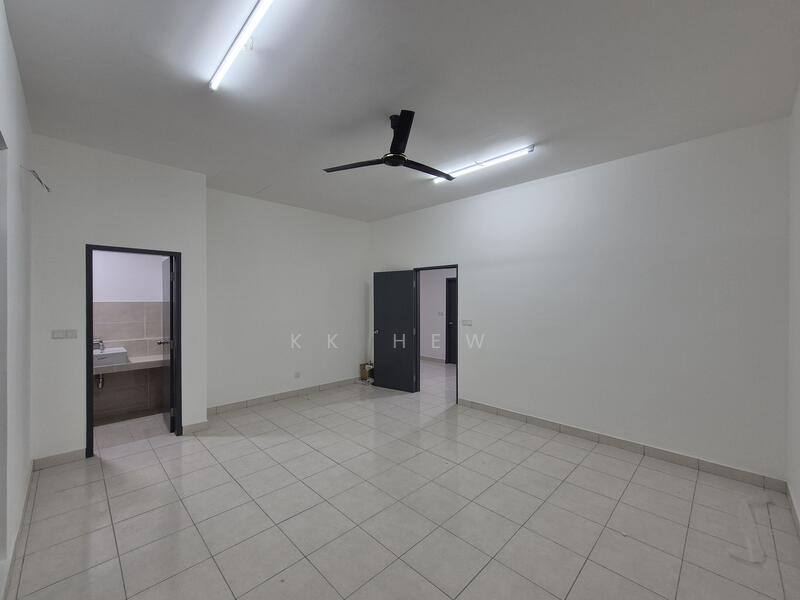 2-storey Terraced House for Rent in Beranang (Selangor) - KK HEW - Living Room - PropertyGuru.com.my