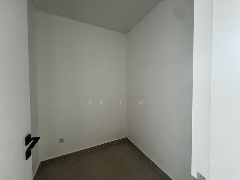 Service Residence for Sale at Crown Residences @ Pavilion Damansara Heights - KK Lim - Corridor - PropertyGuru.com.my