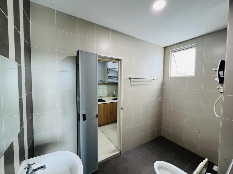 Untuk Disewa - D'Rich Executive Suites