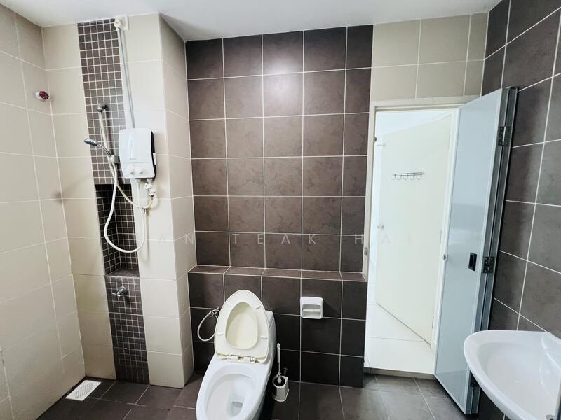 Untuk Disewa - D'Rich Executive Suites