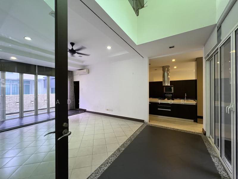 Rumah Banglo untuk Dijual di Mont Kiara (Kuala Lumpur) - Fadzli Realtor - Living Room - PropertyGuru.com.my