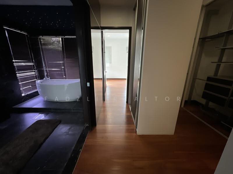 Rumah Banglo untuk Dijual di Mont Kiara (Kuala Lumpur) - Fadzli Realtor - Bathroom - PropertyGuru.com.my