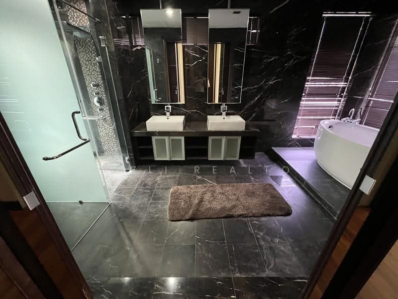 Rumah Banglo untuk Dijual di Mont Kiara (Kuala Lumpur) - Fadzli Realtor - Bathroom - PropertyGuru.com.my