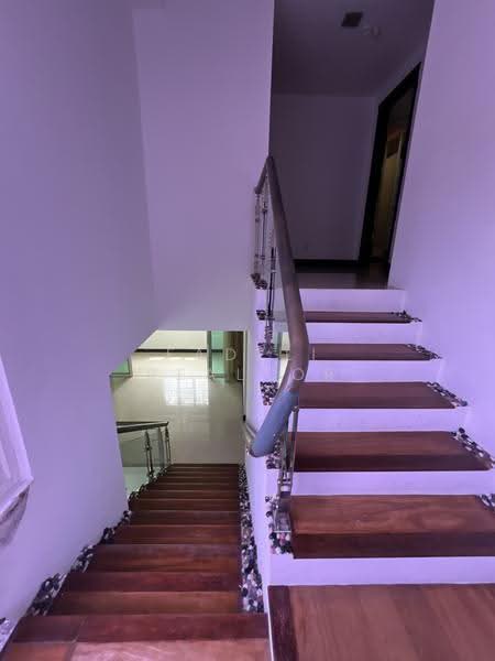 Rumah Banglo untuk Dijual di Mont Kiara (Kuala Lumpur) - Fadzli Realtor - Corridor - PropertyGuru.com.my