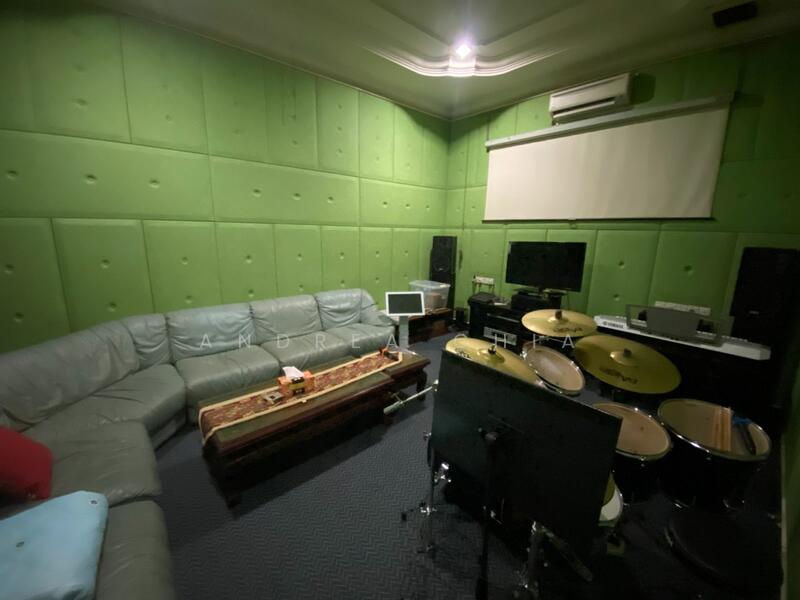 Entertainment Room
