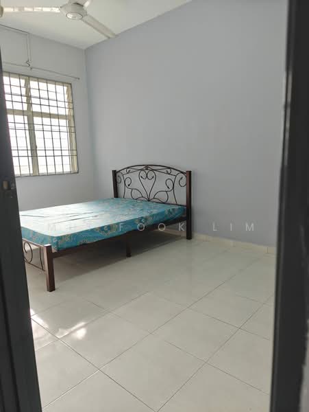 Rumah Flat untuk Dijual di Taman Merdeka - Mui Fook Lim - Bedroom - PropertyGuru.com.my