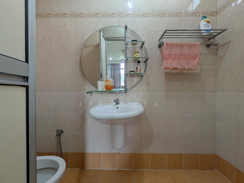 Seksyen 22 untuk Untuk Dijual - RM 1,800,000, Apr 2026 - PropertyGuru.com.my