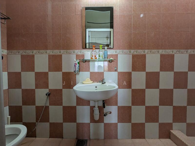 Seksyen 22 untuk Untuk Dijual - RM 1,800,000, Apr 2026 - PropertyGuru.com.my