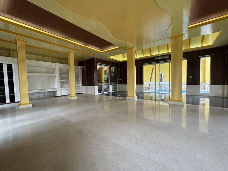 Bungalow for Sale in Country Heights (Kajang) - Jovin Cheor - Living Room - PropertyGuru.com.my
