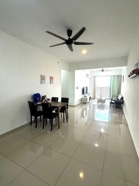 Service Residence for Sale at Metropol - Ooi Chee Khoon - Dining Room - PropertyGuru.com.my