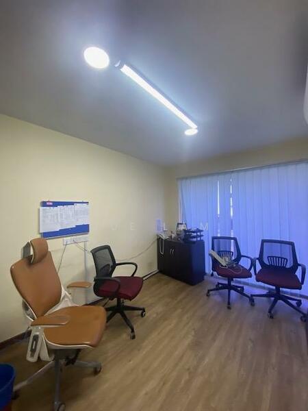 OFFICE ROOM