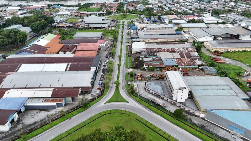 Kilang untuk Dijual di Pending Industrial Estate (Kuching) - Sherene Kok - Exterior - PropertyGuru.com.my