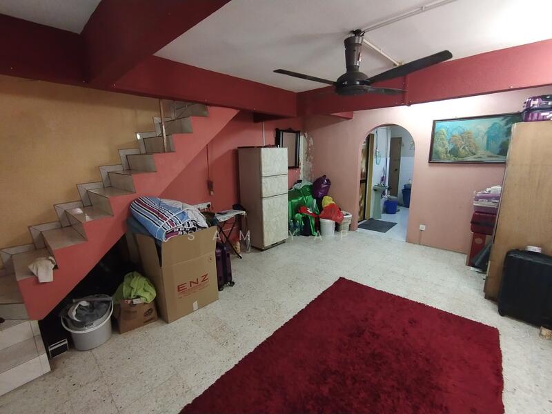 2-storey Terraced House for Sale in Taman Segambut Muda (Batu) - Sam Yap - Living Room - PropertyGuru.com.my