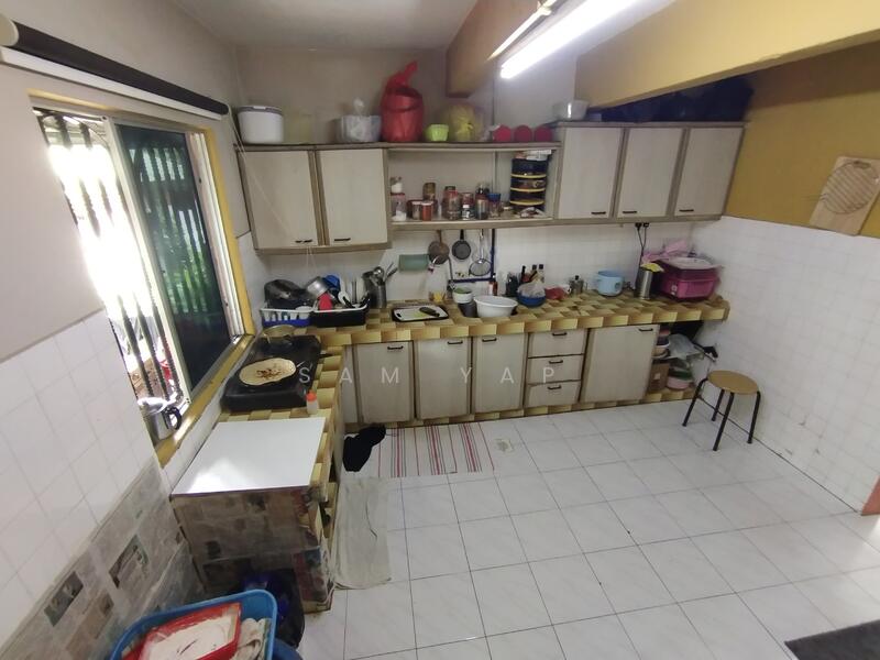 2-storey Terraced House for Sale in Taman Segambut Muda (Batu) - Sam Yap - Kitchen - PropertyGuru.com.my