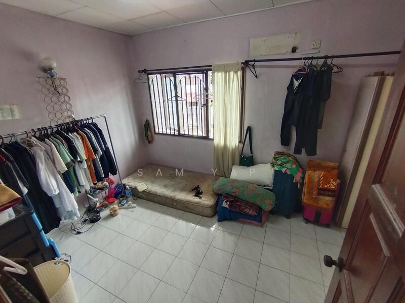 2-storey Terraced House for Sale in Taman Segambut Muda (Batu) - Sam Yap - Bedroom - PropertyGuru.com.my