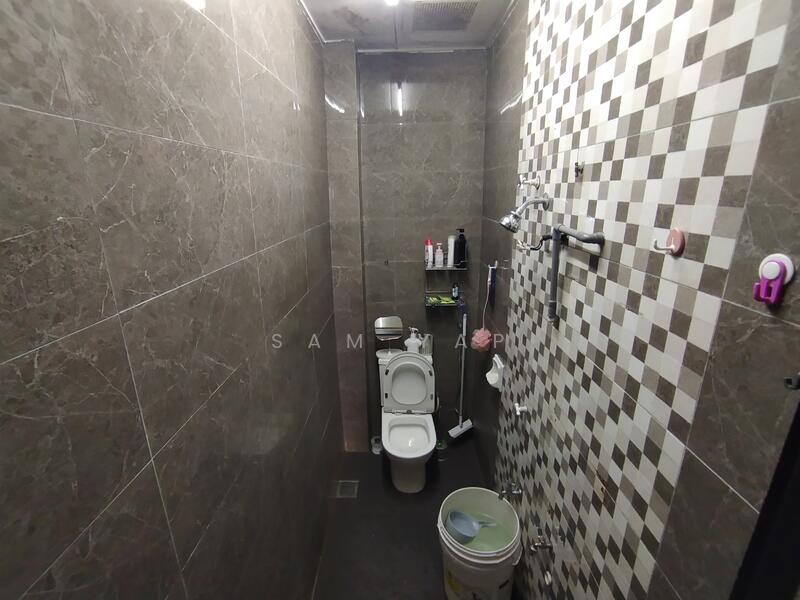 2-storey Terraced House for Sale in Taman Segambut Muda (Batu) - Sam Yap - Bathroom - PropertyGuru.com.my