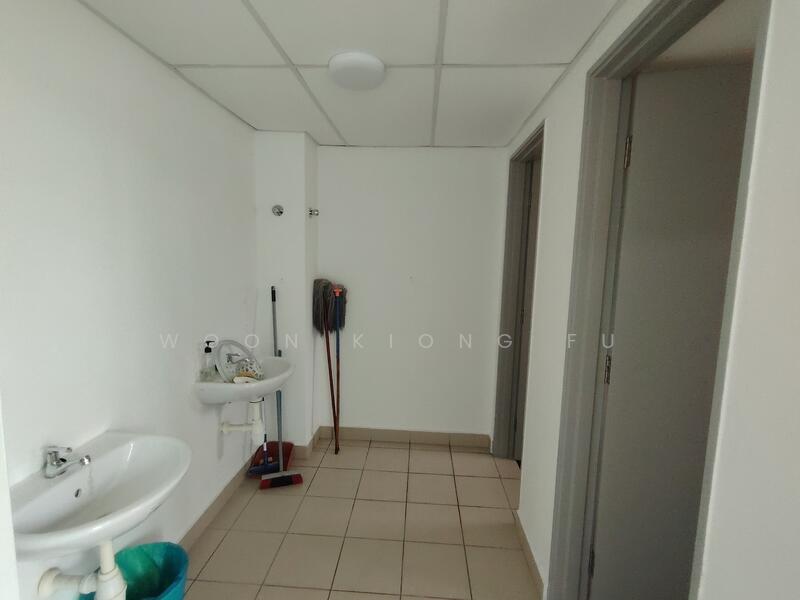 1st Floor Toilet area