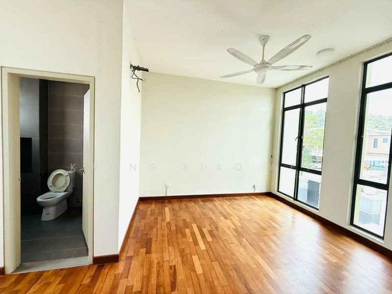 Zero-Lot Bungalow for Sale in Rawang (Selangor) - Kwong Xiao Wei - Bathroom - PropertyGuru.com.my
