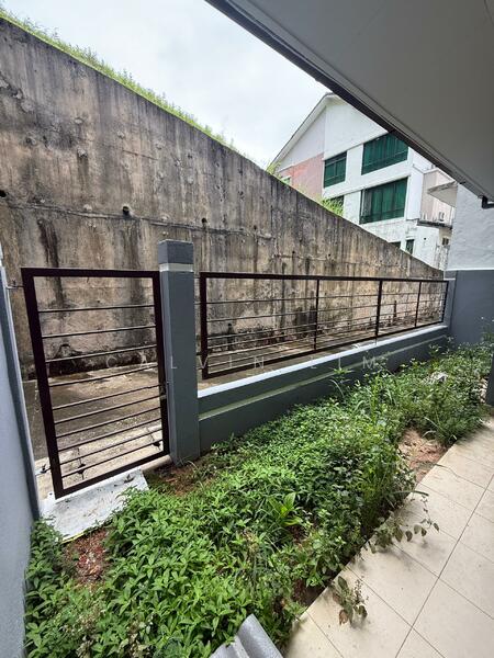 Rumah Teres untuk Dijual di Prima Selayang (Selayang) - Calvin Lim - Exterior - PropertyGuru.com.my