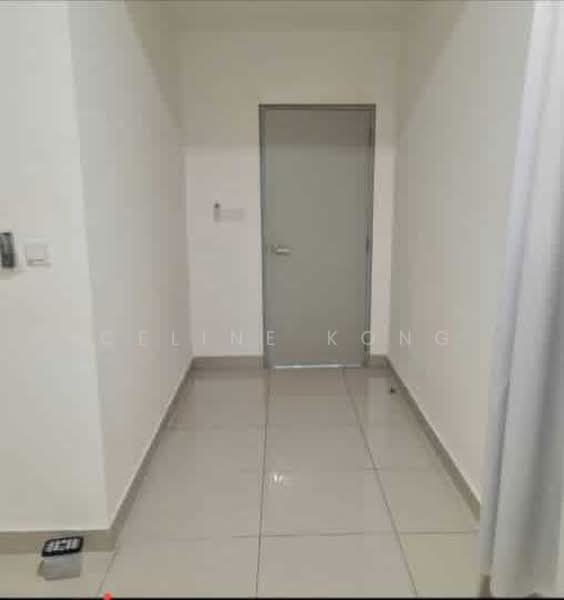 Kediaman Servis untuk Dijual di Glomac Centro Service Apartment - Celine Kong - Corridor - PropertyGuru.com.my