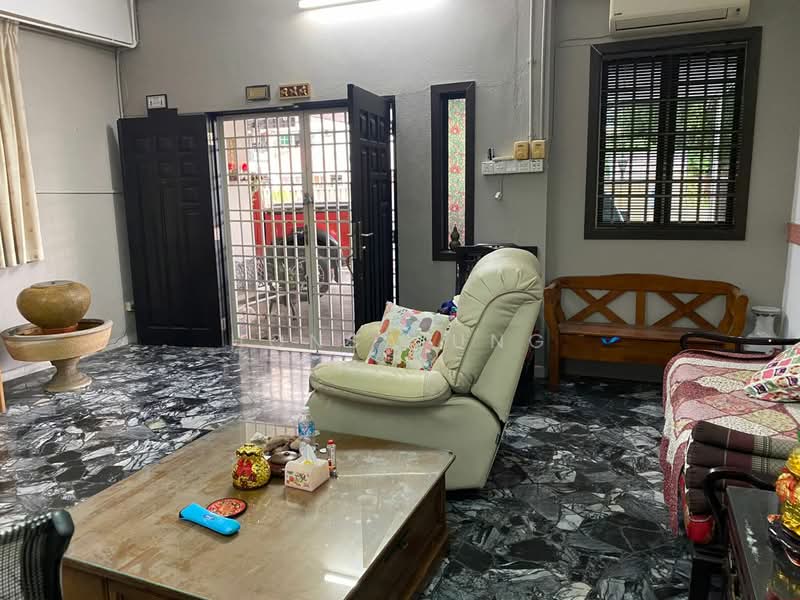 Air Itam untuk Untuk Dijual - RM 1,850,000, Mac 2026 - Living Room - PropertyGuru.com.my