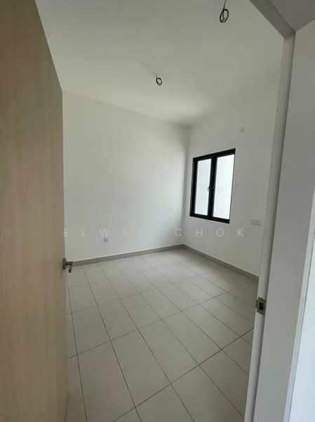 2-storey Terraced House for Sale in Bandar Bukit Raja (Klang) - Elwin Chok - Bedroom - PropertyGuru.com.my