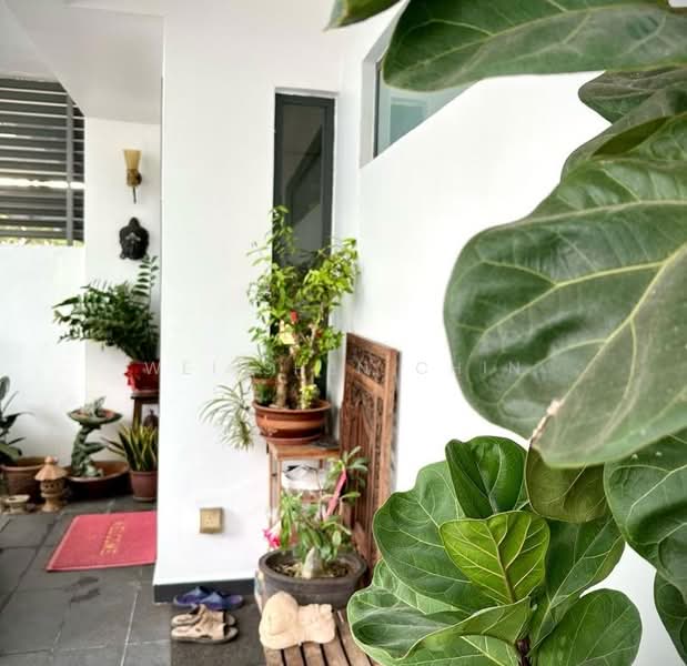 3-storey Terraced House for Sale in Kota Damansara (Selangor) - Wei Shen Chin - Entrance - PropertyGuru.com.my