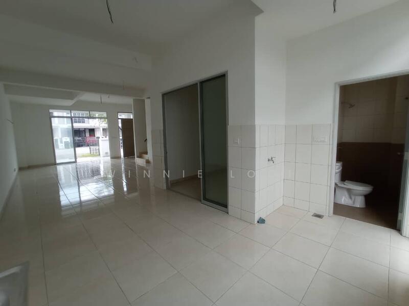 Rumah Teres 2 Tingkat untuk Dijual di Kajang (Selangor) - Winnie Looi - Living Room - PropertyGuru.com.my