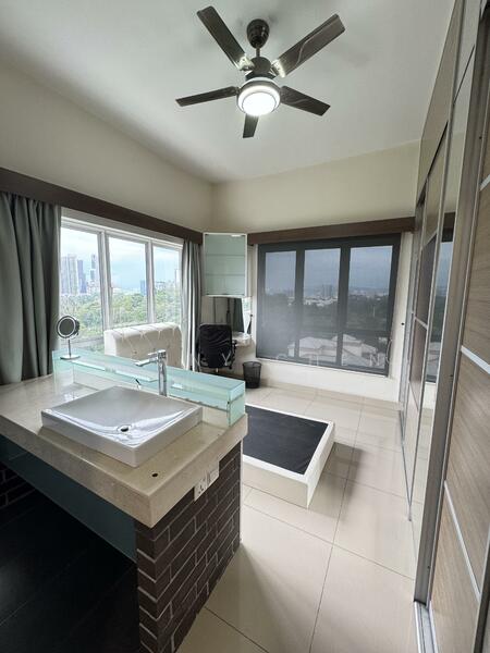 For Rent - Windsor Tower